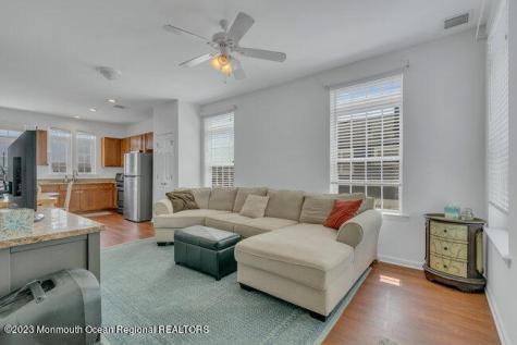 145 Flamingo Road Tuckerton NJ 08087