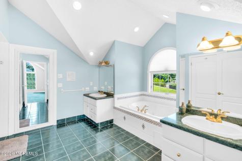 1374 Cabernet Court Toms River NJ 08753
