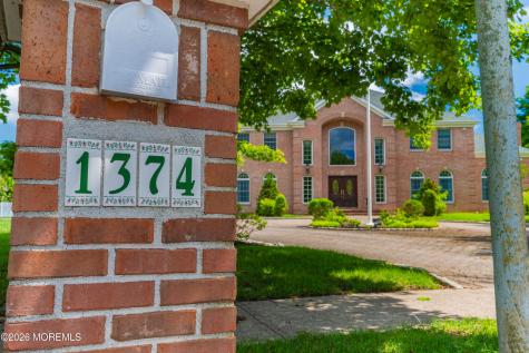 1374 Cabernet Court Toms River NJ 08753
