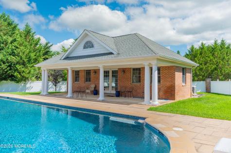 1374 Cabernet Court Toms River NJ 08753