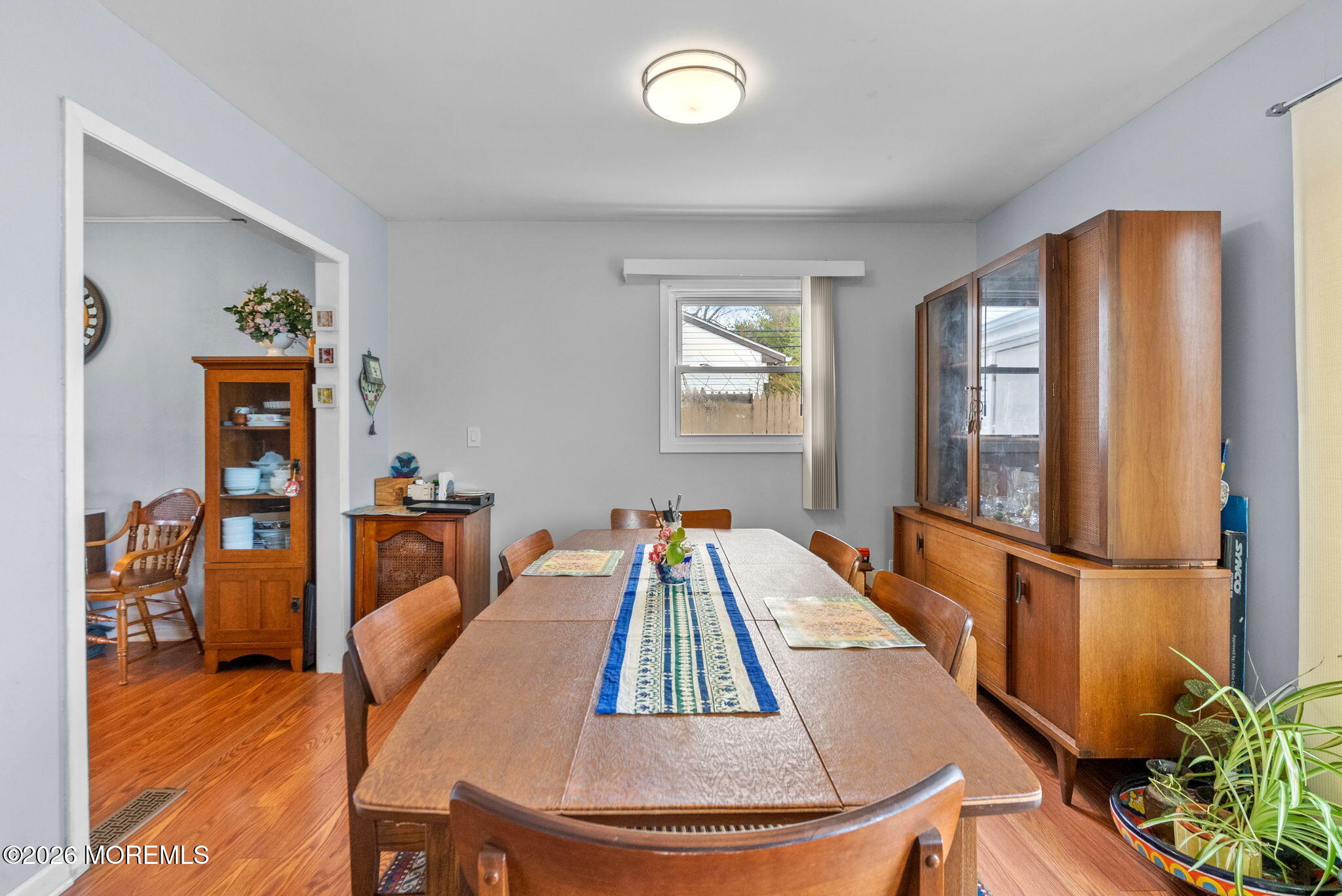 5 W Arthur Place Iselin NJ 08830