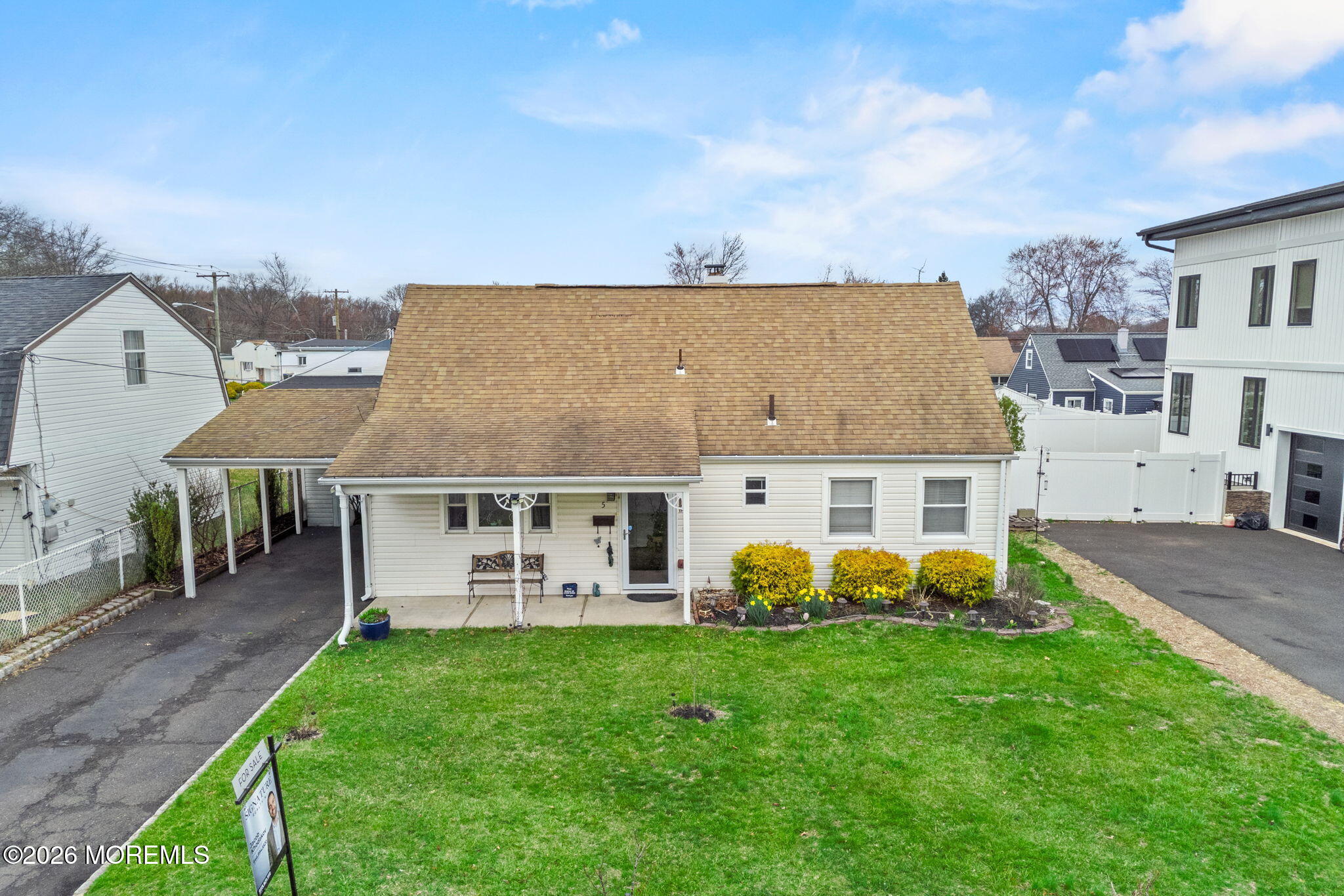 5 W Arthur Place Iselin NJ 08830