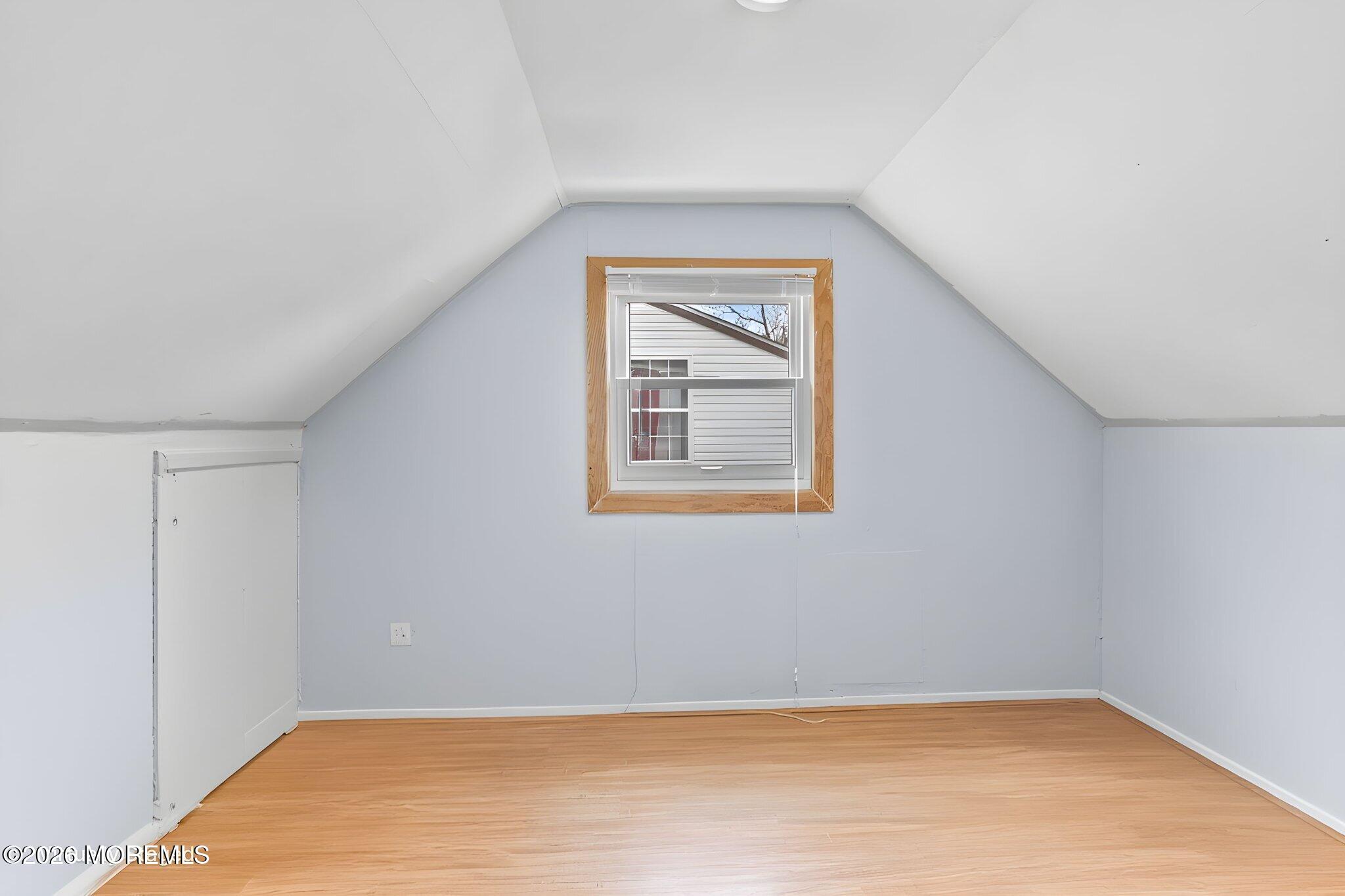5 W Arthur Place Iselin NJ 08830