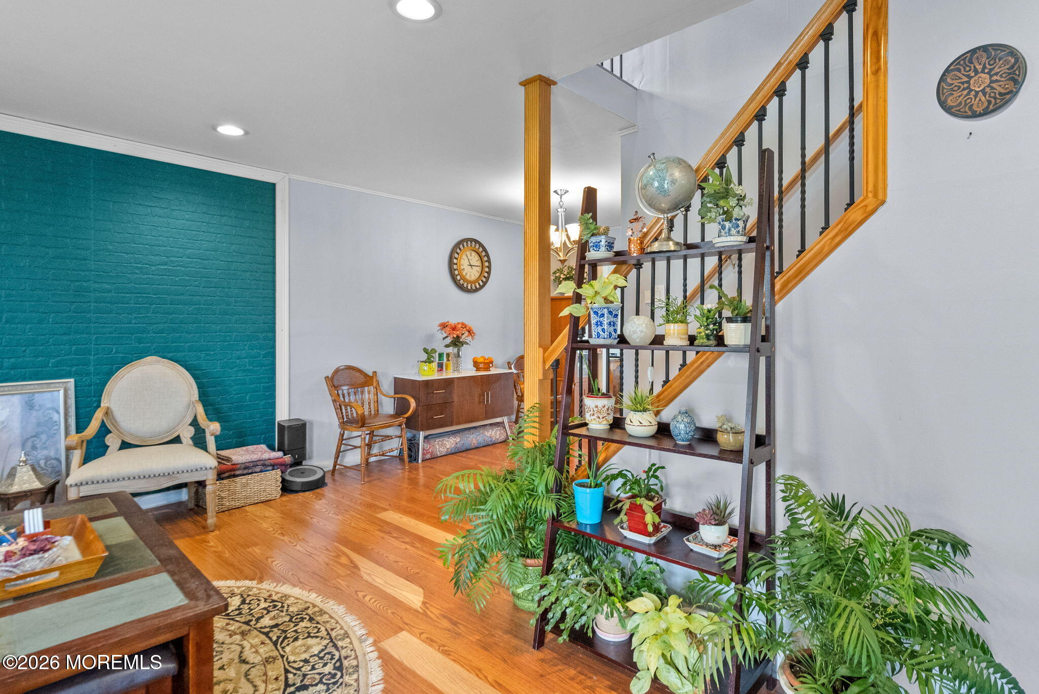 5 W Arthur Place Iselin NJ 08830