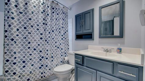 23 Livingston Lane Manalapan NJ 07726
