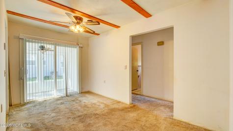 28 Westport Drive Whiting NJ 08759