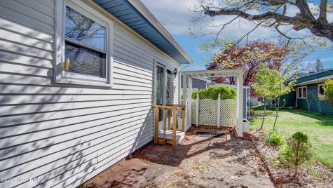 28 Westport Drive Whiting NJ 08759