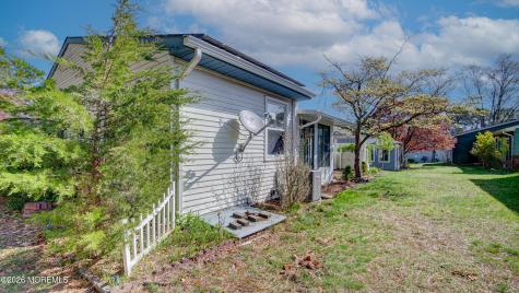 28 Westport Drive Whiting NJ 08759