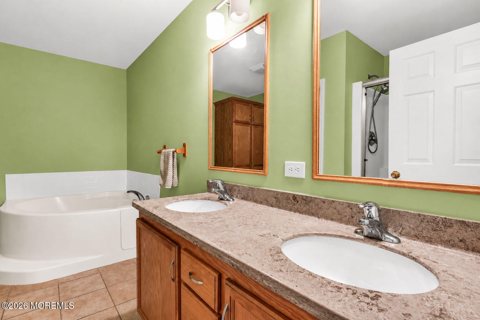 91 Oak Ridge Lane Manahawkin NJ 08050