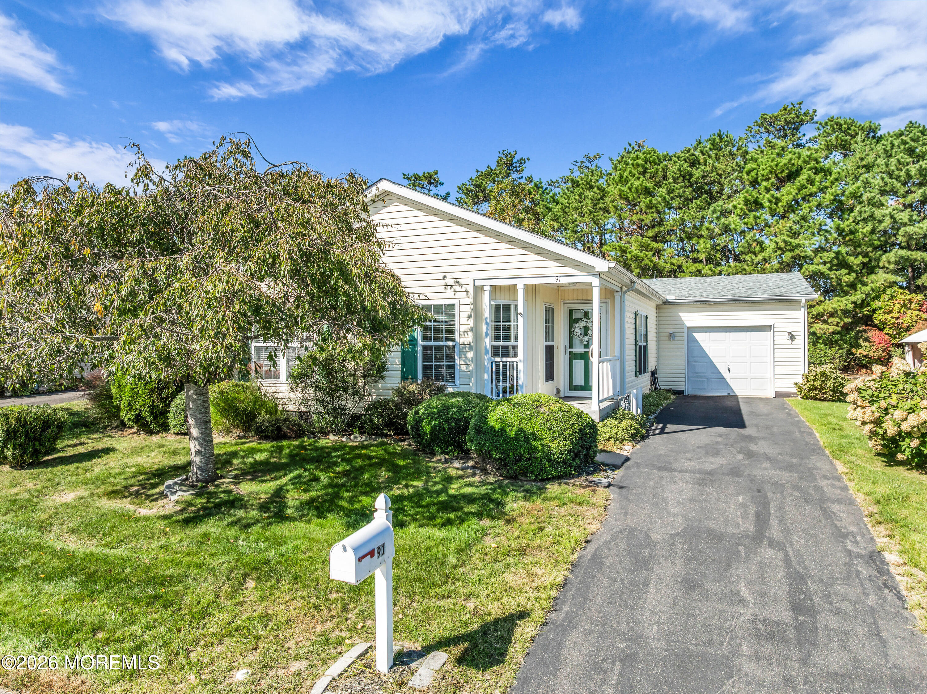 91 Oak Ridge Lane Manahawkin NJ 08050