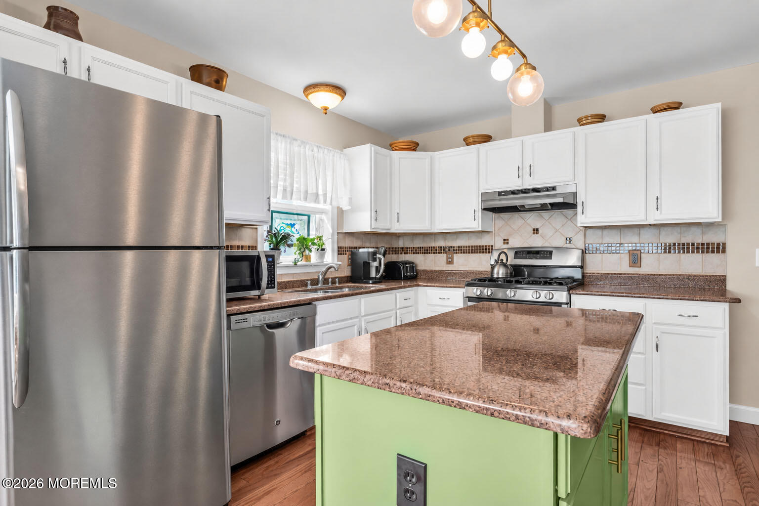 91 Oak Ridge Lane Manahawkin NJ 08050