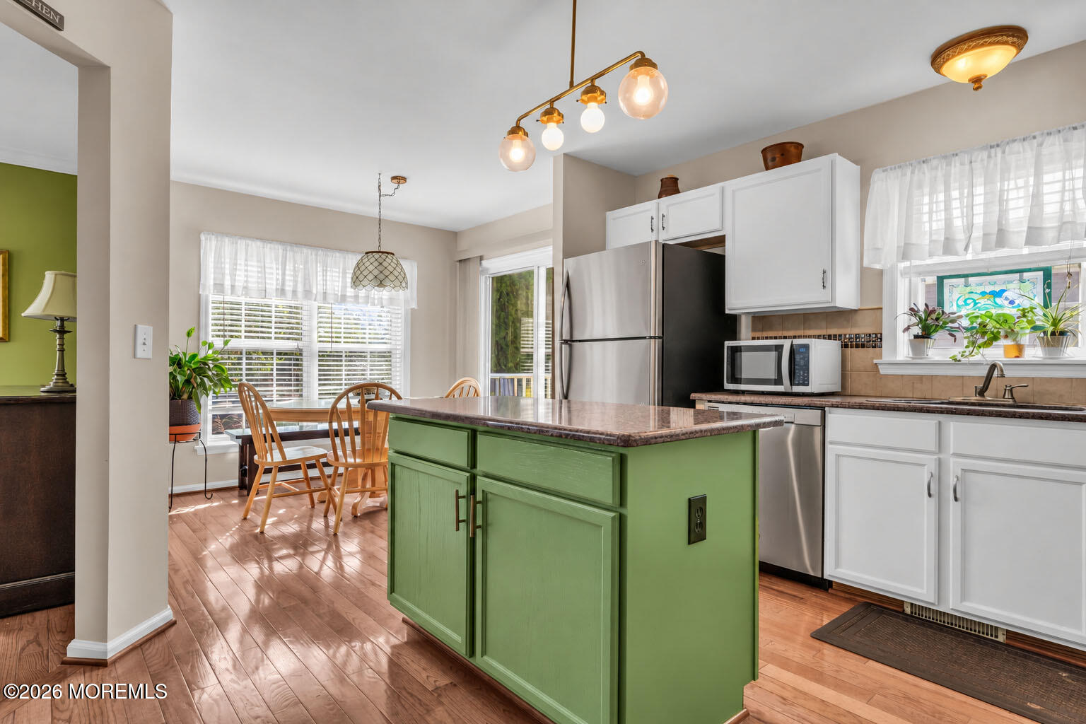 91 Oak Ridge Lane Manahawkin NJ 08050