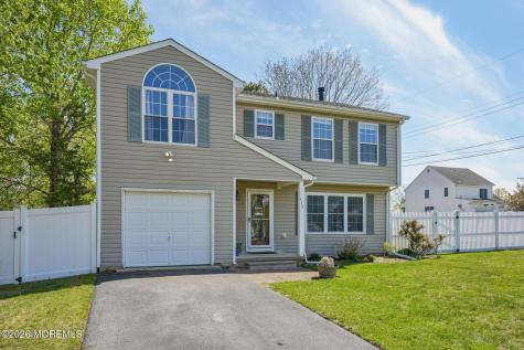 933 Delta Lane Manahawkin NJ 08050
