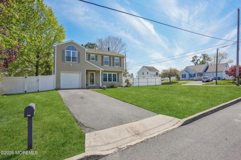 933 Delta Lane Manahawkin NJ 08050