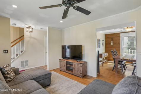 933 Delta Lane Manahawkin NJ 08050