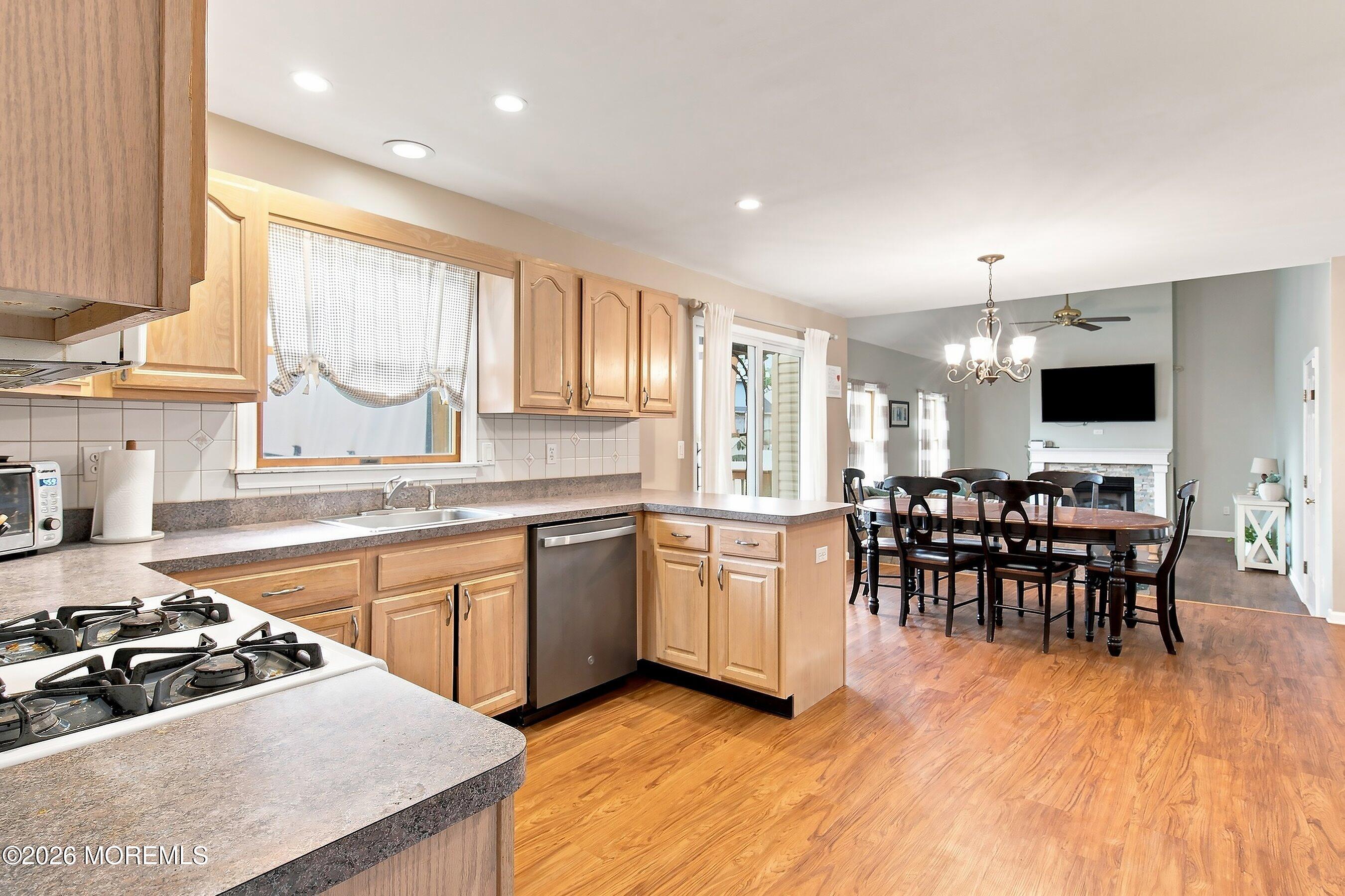 1417 Mermaid Avenue Beachwood NJ 08722
