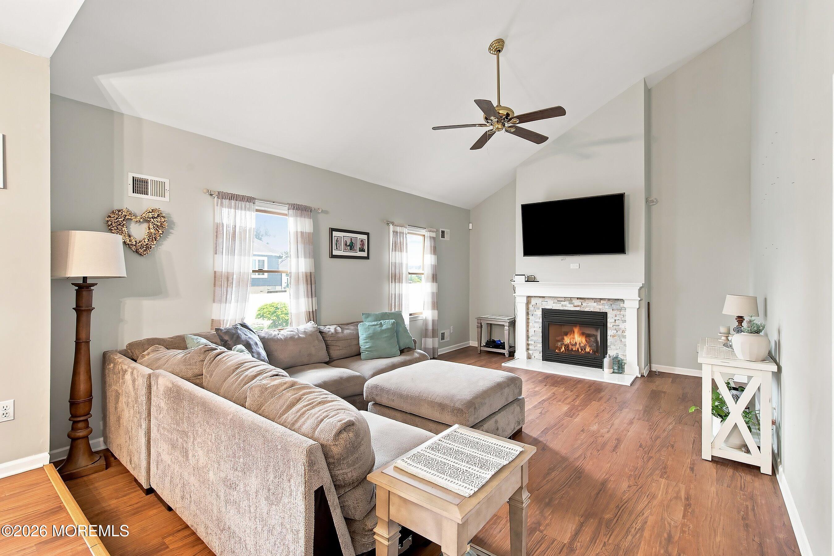 1417 Mermaid Avenue Beachwood NJ 08722