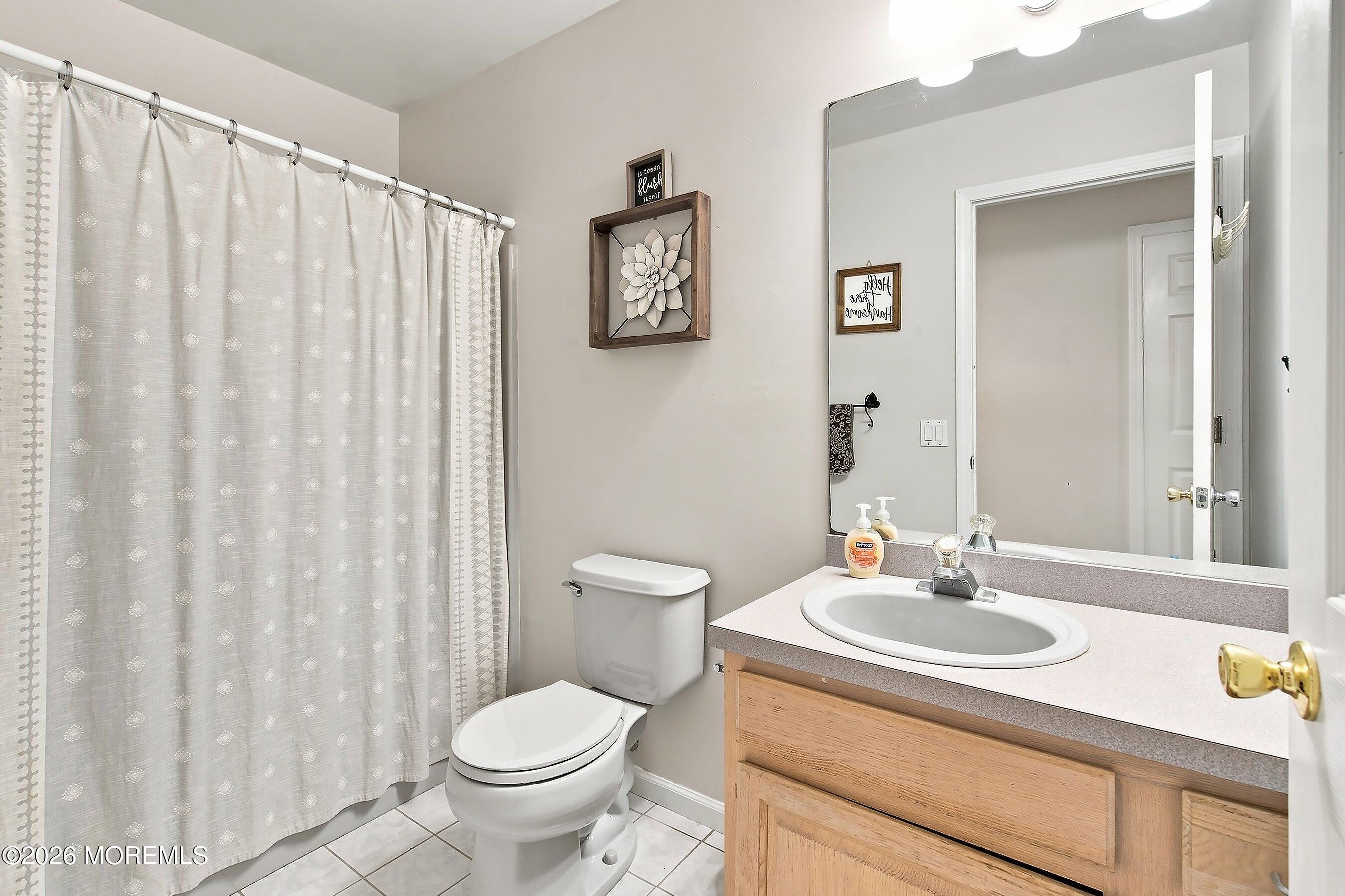 1417 Mermaid Avenue Beachwood NJ 08722