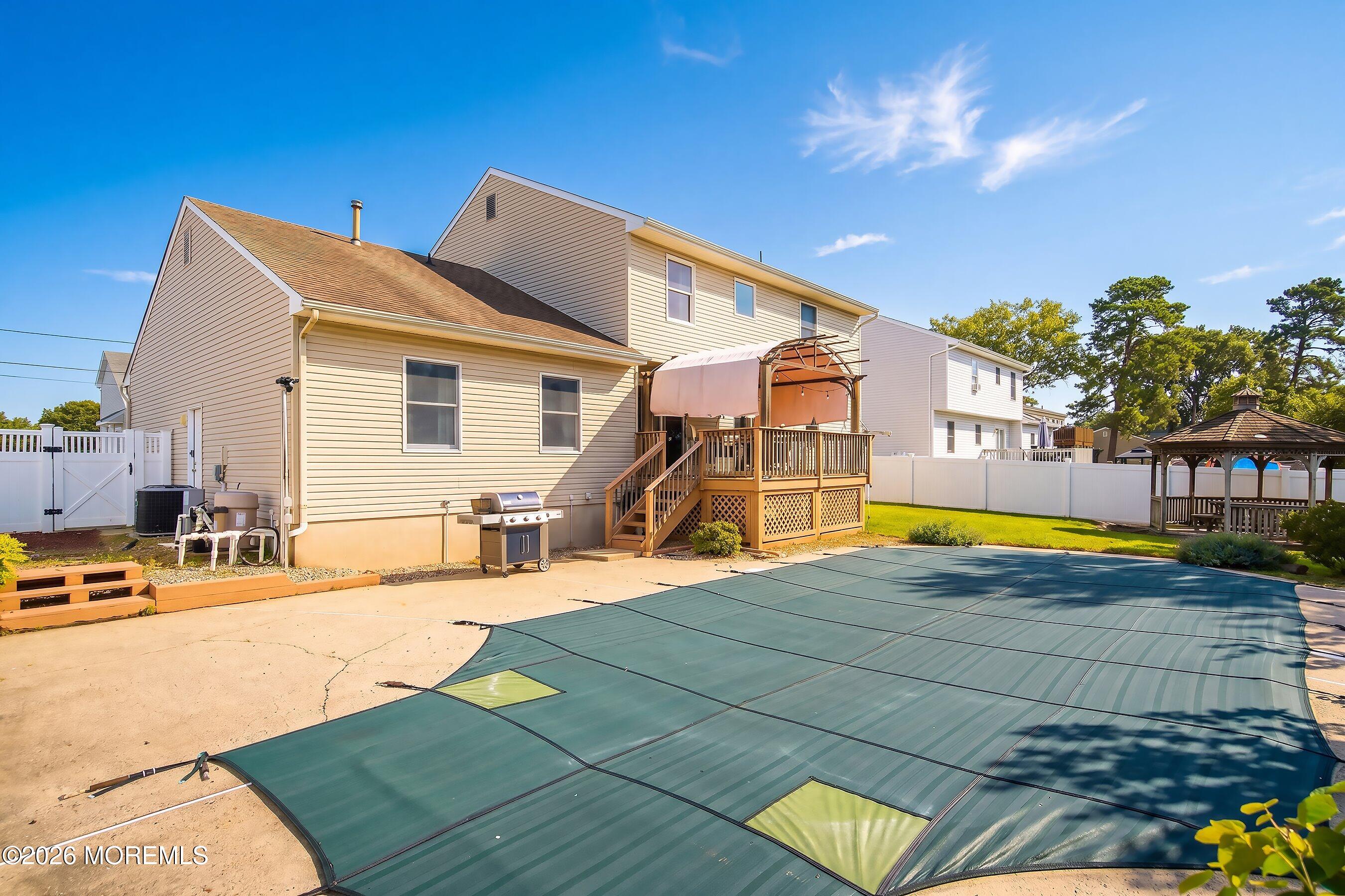 1417 Mermaid Avenue Beachwood NJ 08722