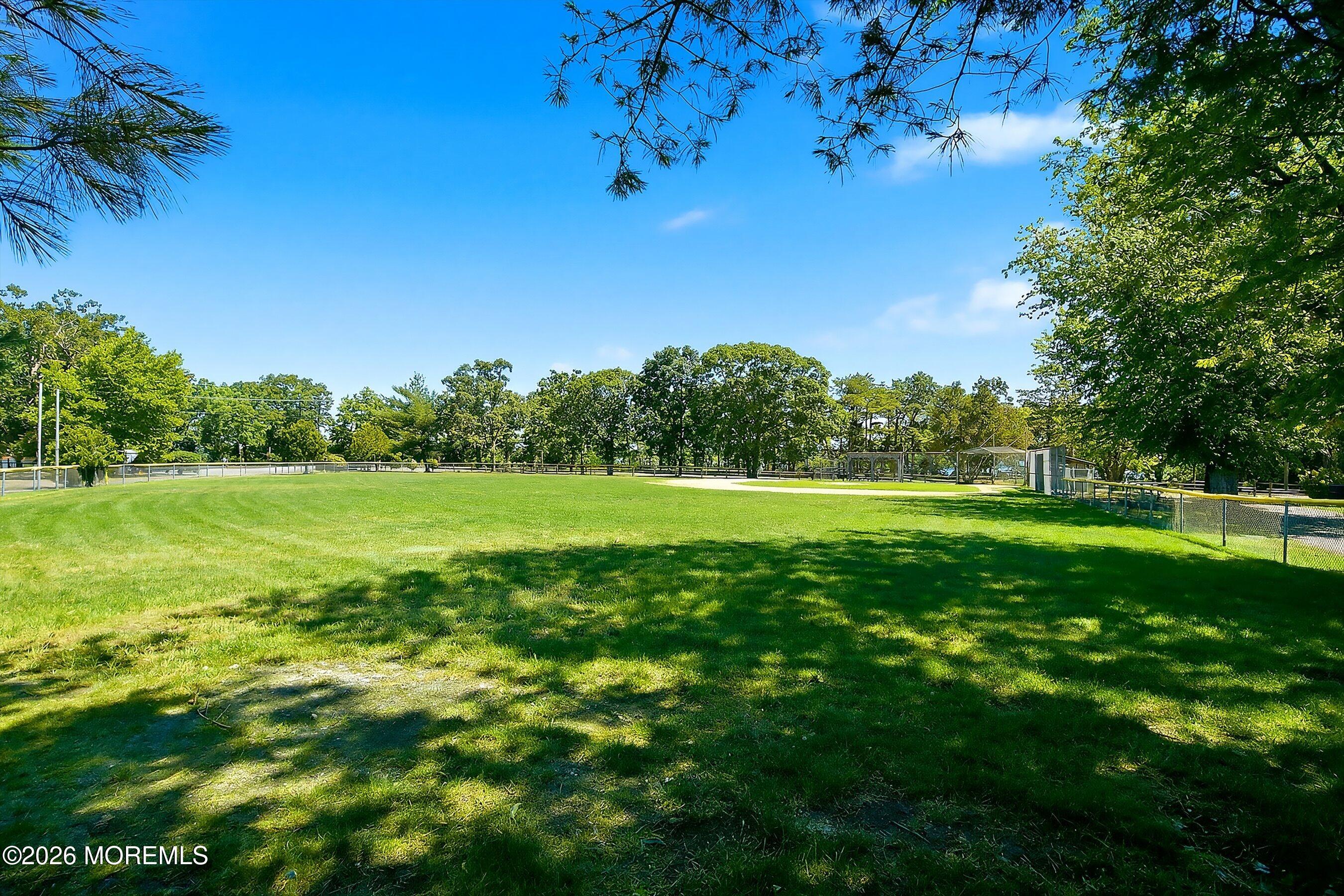 1417 Mermaid Avenue Beachwood NJ 08722