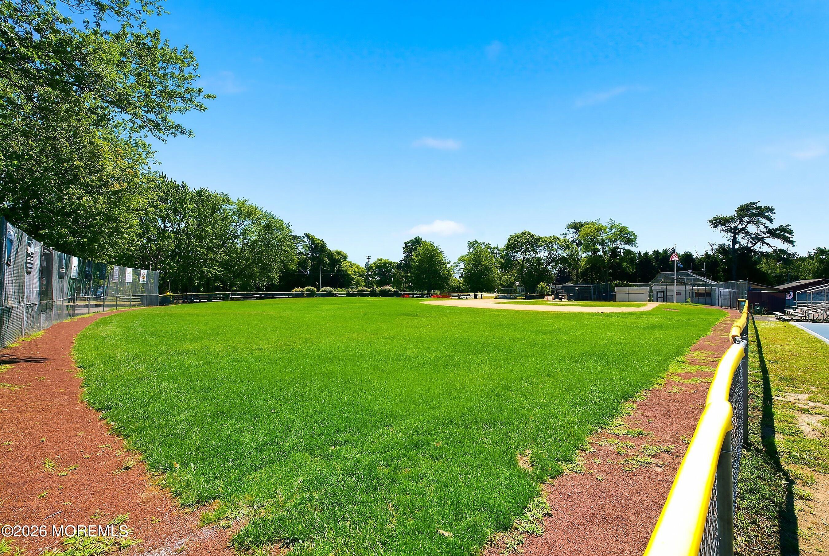 1417 Mermaid Avenue Beachwood NJ 08722