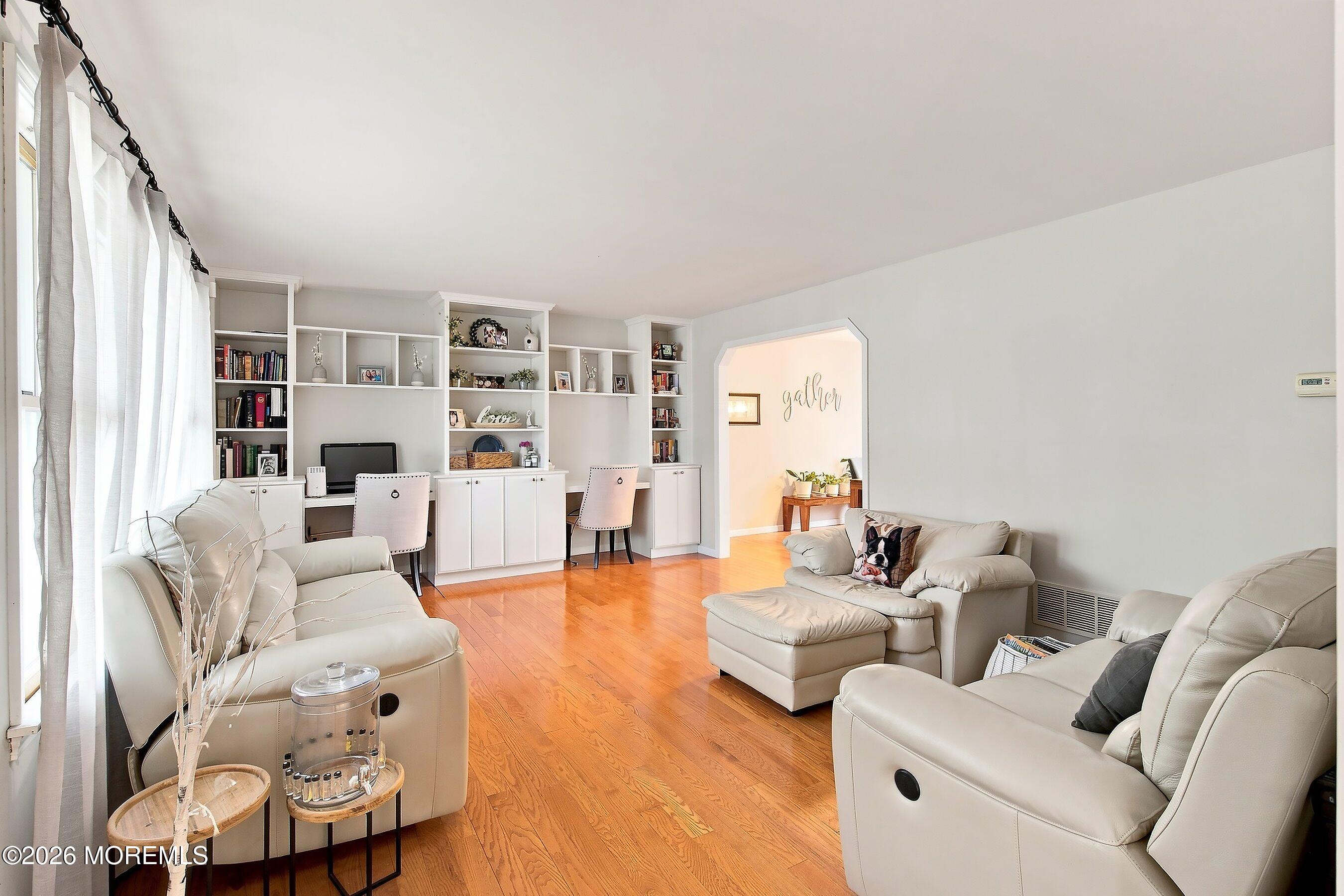 1417 Mermaid Avenue Beachwood NJ 08722