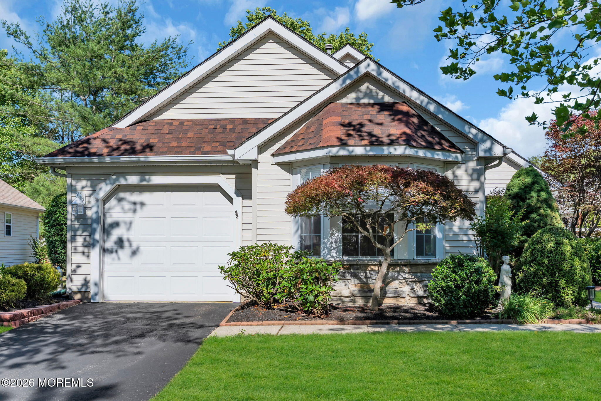 7 Skylark Lane Lakewood NJ 08701