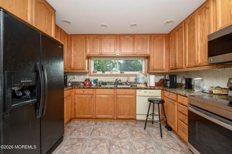 2 New Friendship Road Howell NJ 07731