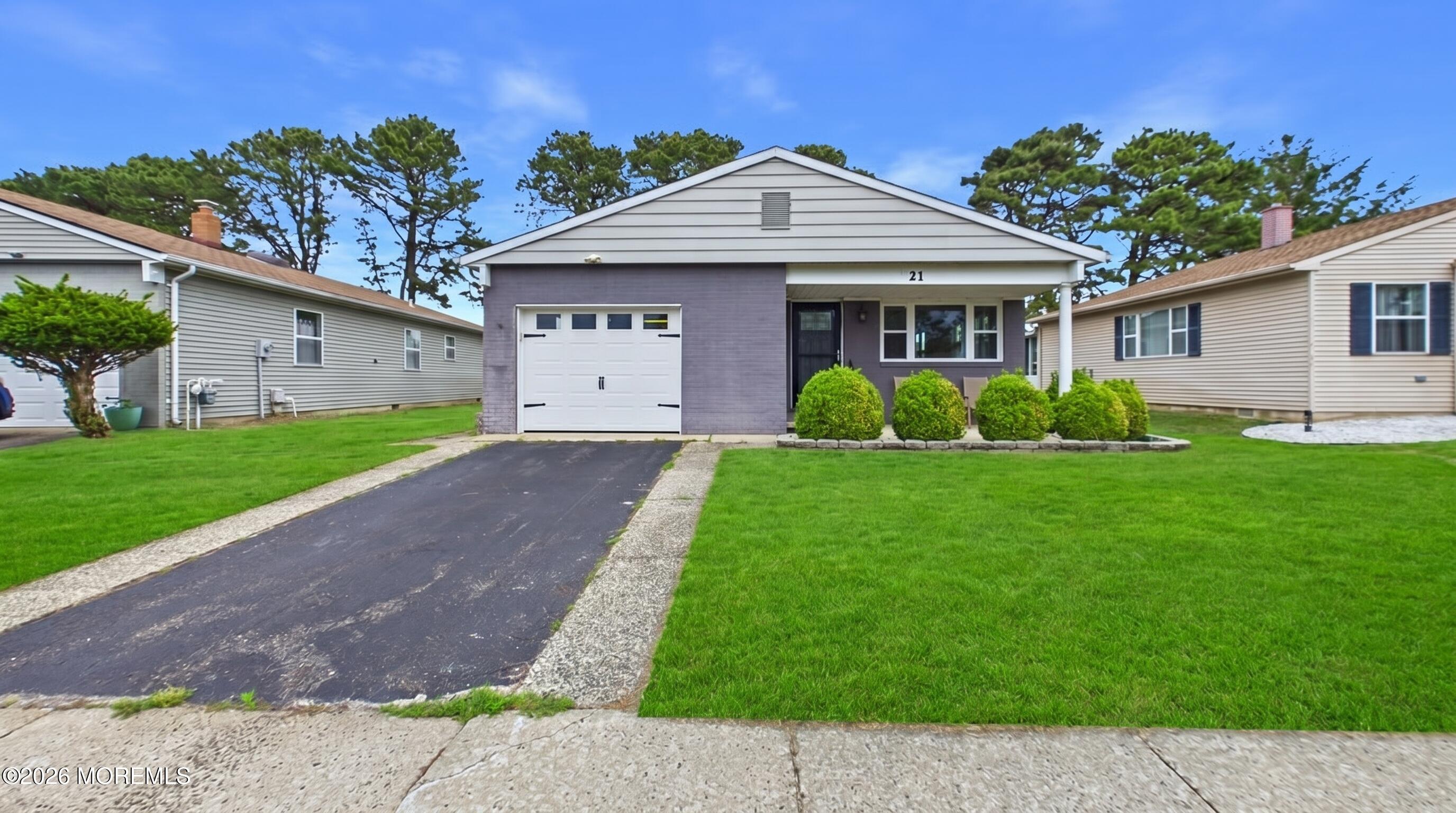 21 Templeton Street Toms River NJ 08757