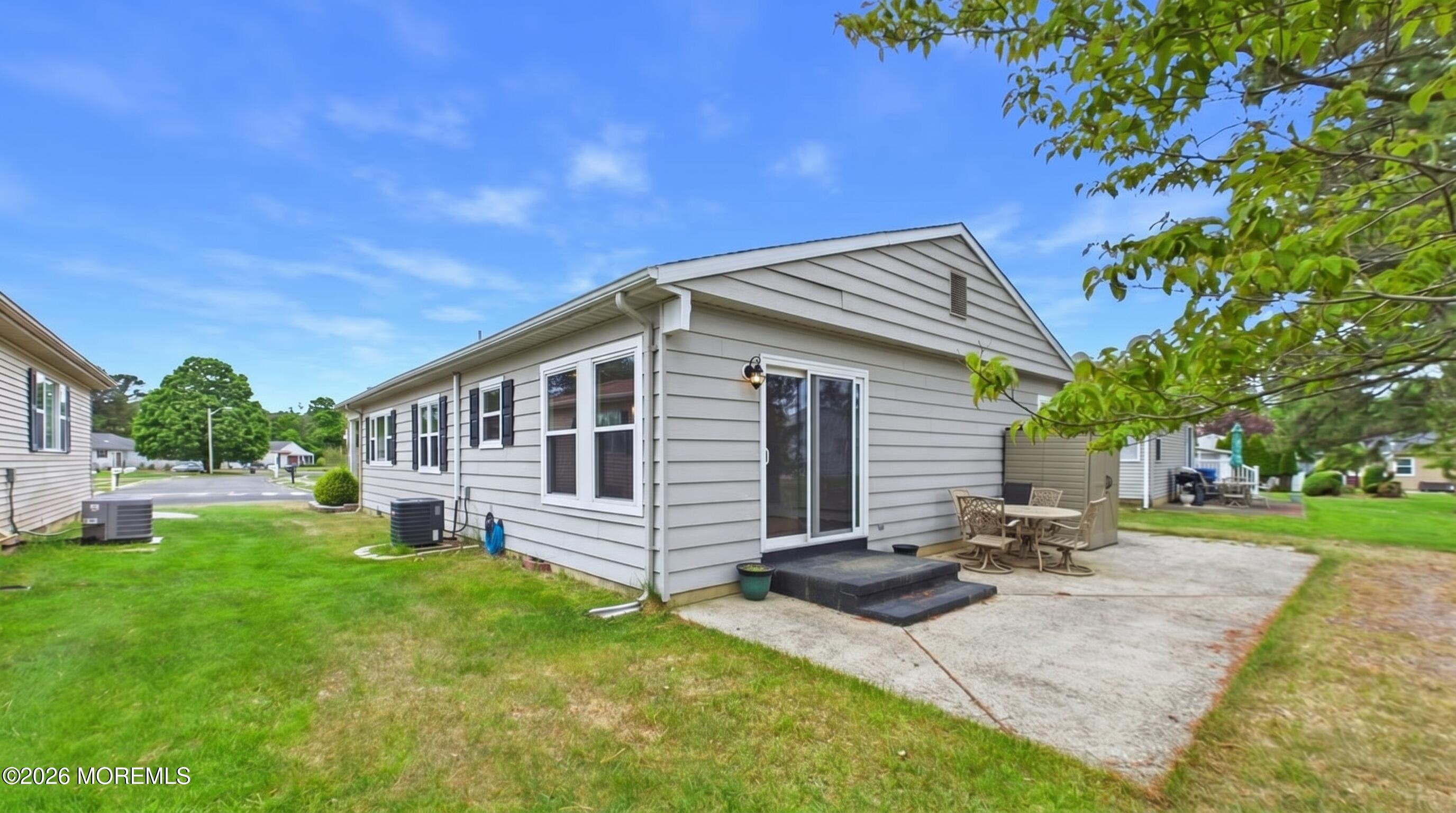 21 Templeton Street Toms River NJ 08757
