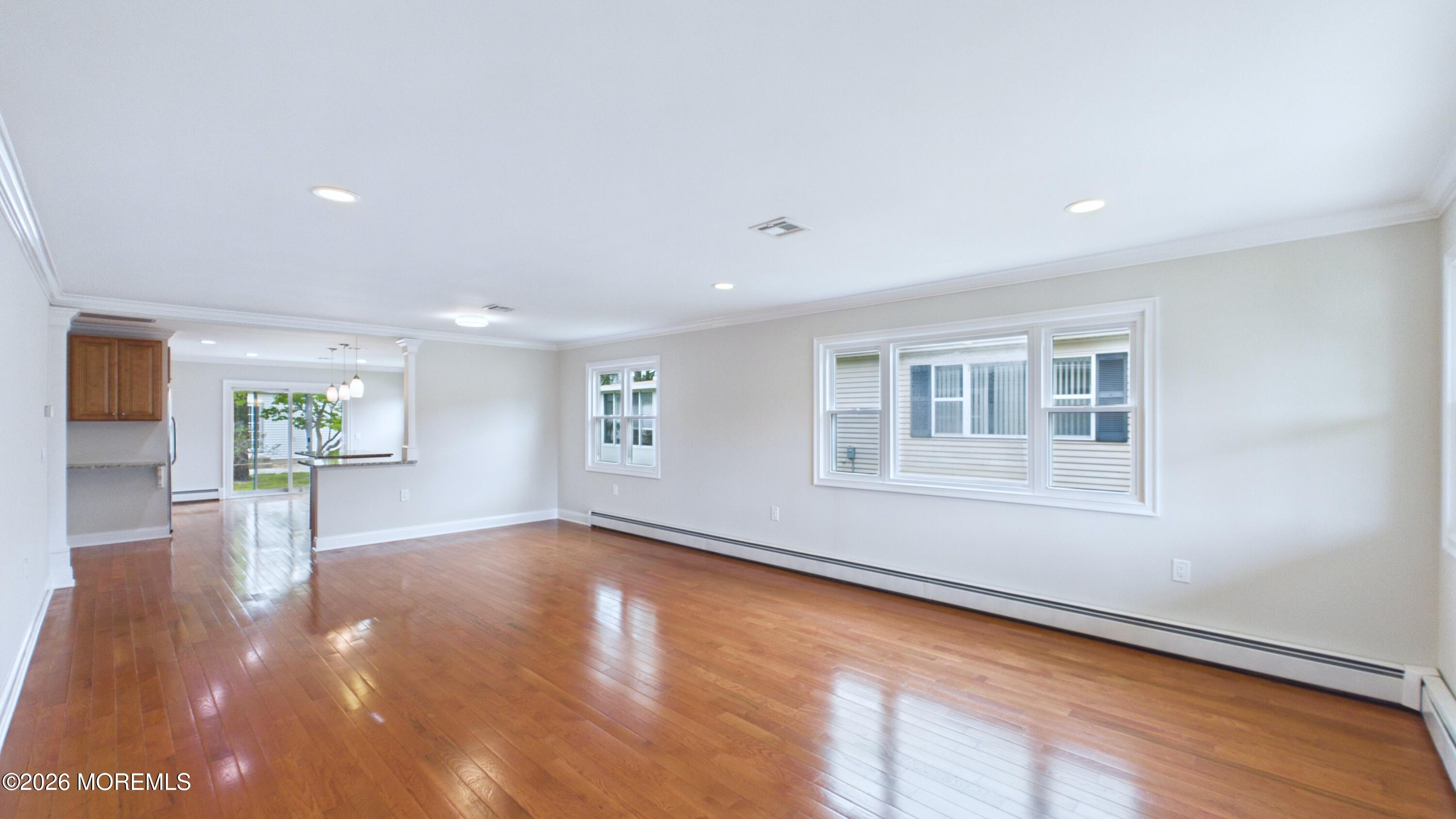 21 Templeton Street Toms River NJ 08757