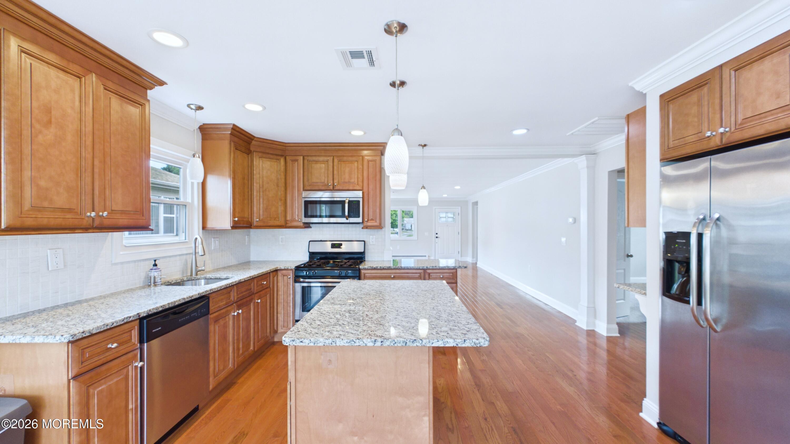 21 Templeton Street Toms River NJ 08757