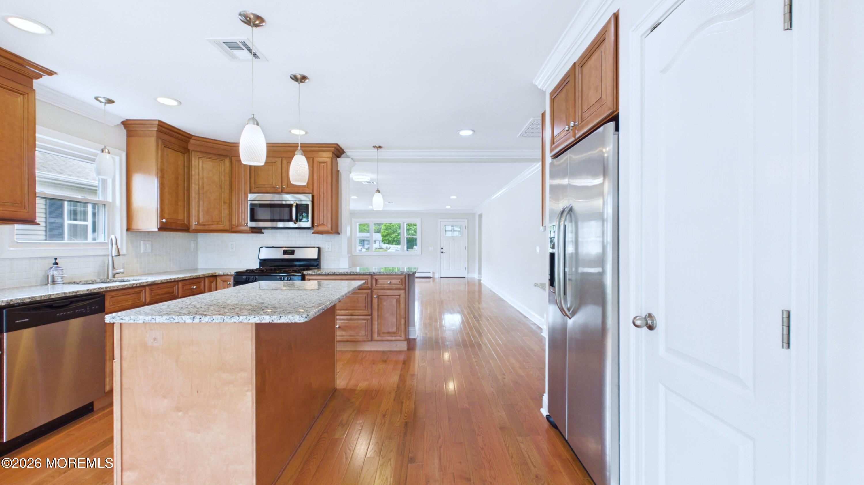 21 Templeton Street Toms River NJ 08757