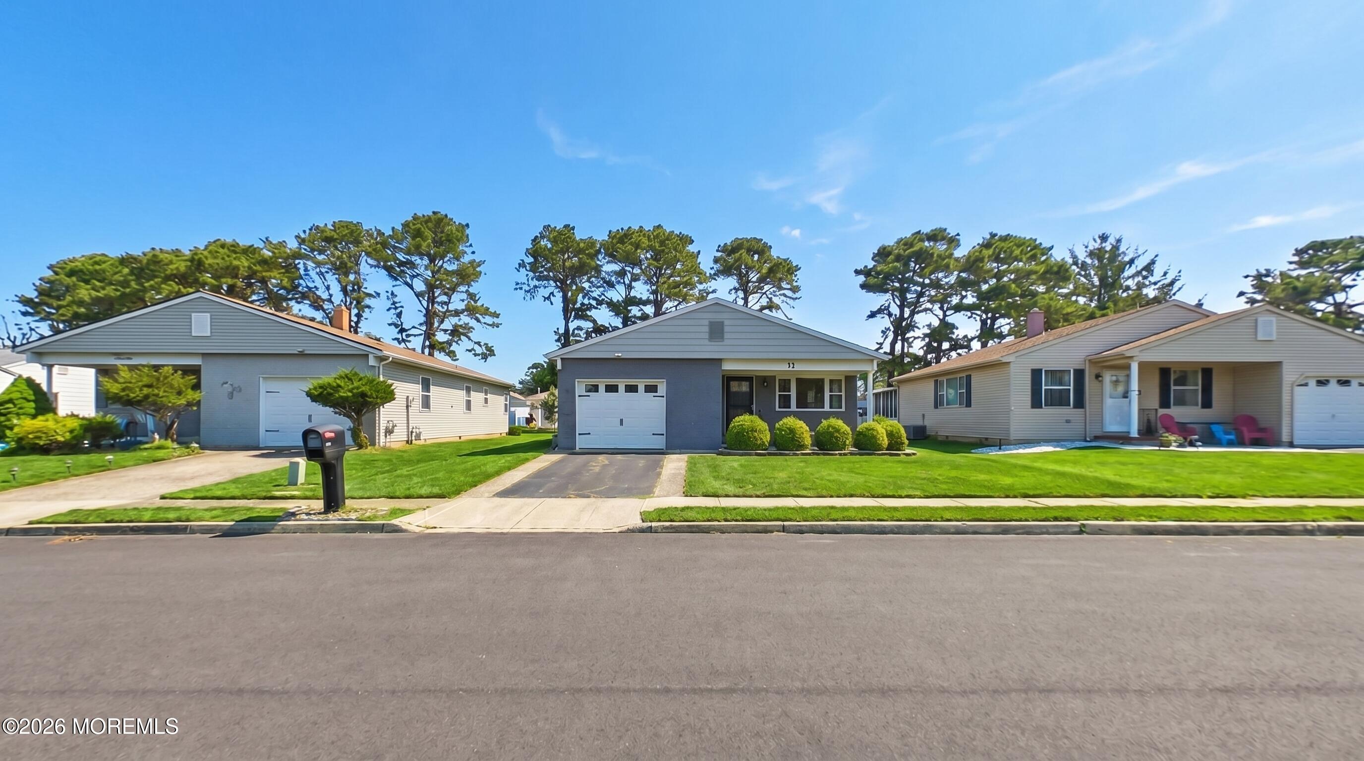 21 Templeton Street Toms River NJ 08757