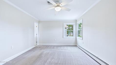 21 Templeton Street Toms River NJ 08757