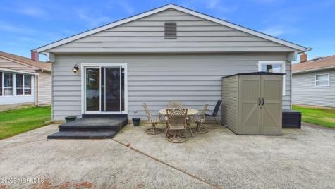 21 Templeton Street Toms River NJ 08757