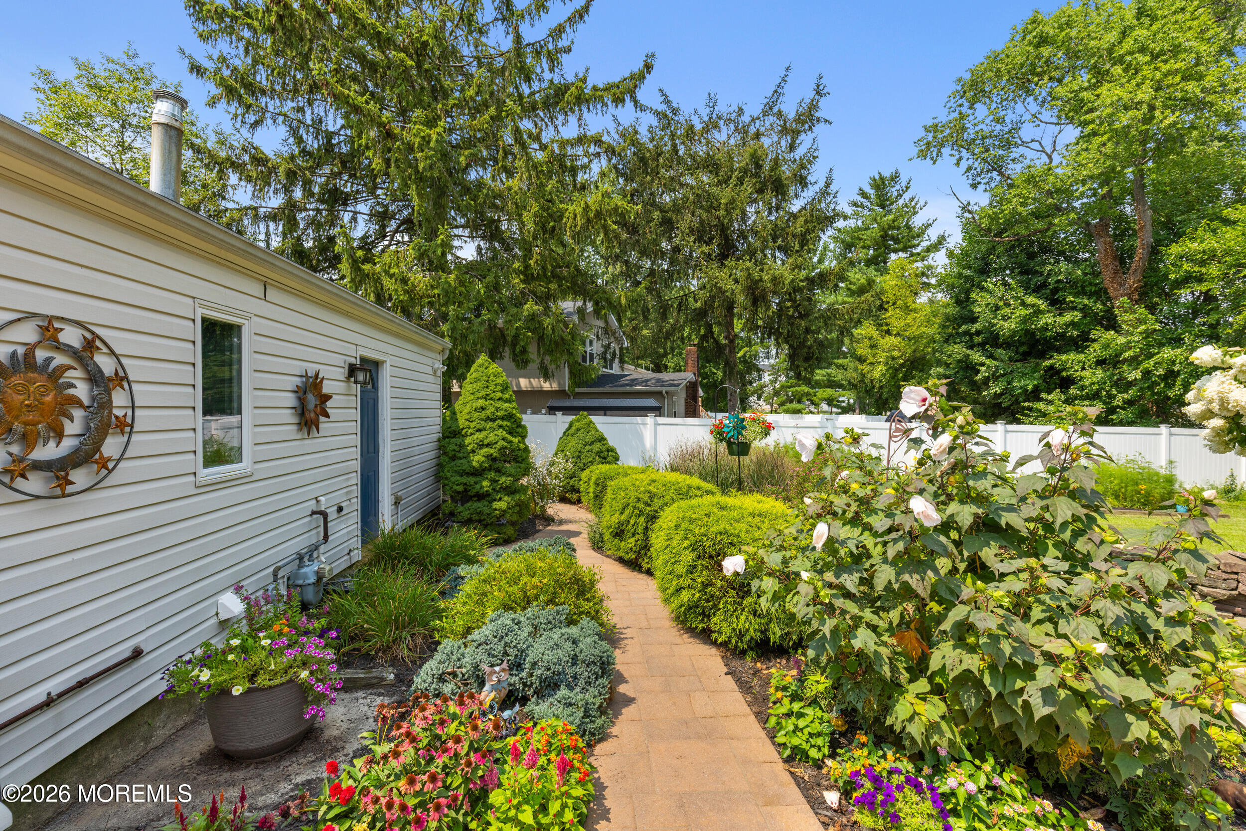 7 Merion Drive Manalapan NJ 07726