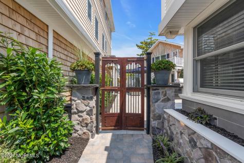 206-210 24th Avenue Seaside Park NJ 08752