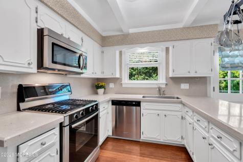 5 4th Avenue Sea Girt NJ 08750