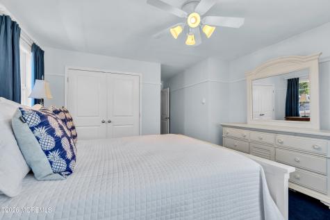 5 4th Avenue Sea Girt NJ 08750