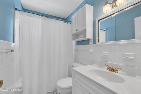 5 4th Avenue Sea Girt NJ 08750