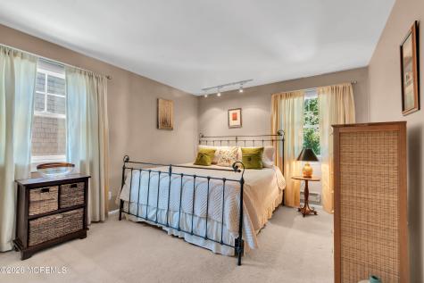 5 4th Avenue Sea Girt NJ 08750