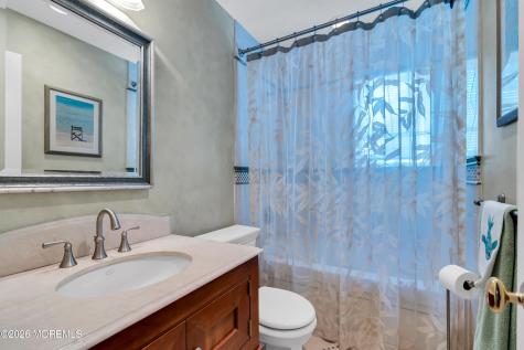 5 4th Avenue Sea Girt NJ 08750
