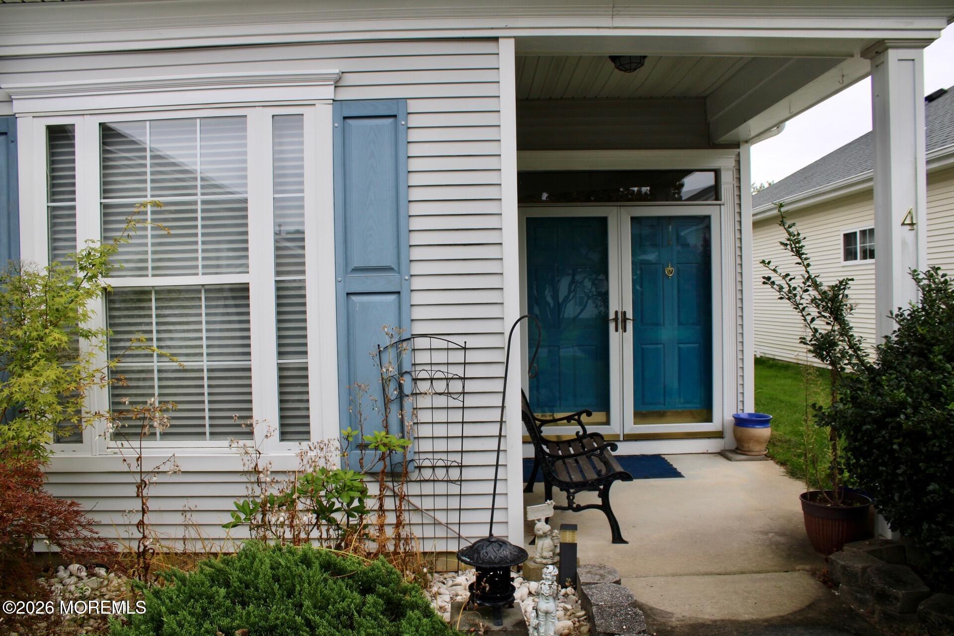 4 Summerlawn Drive Lakewood NJ 08701