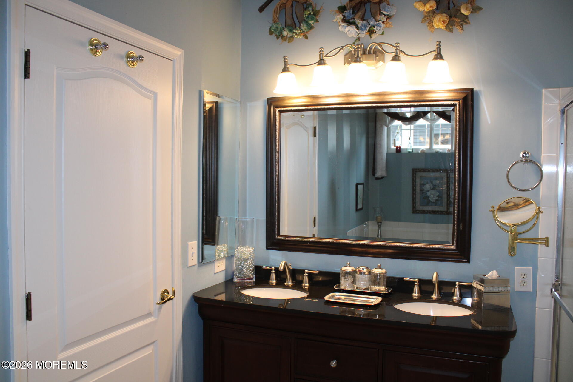 4 Summerlawn Drive Lakewood NJ 08701