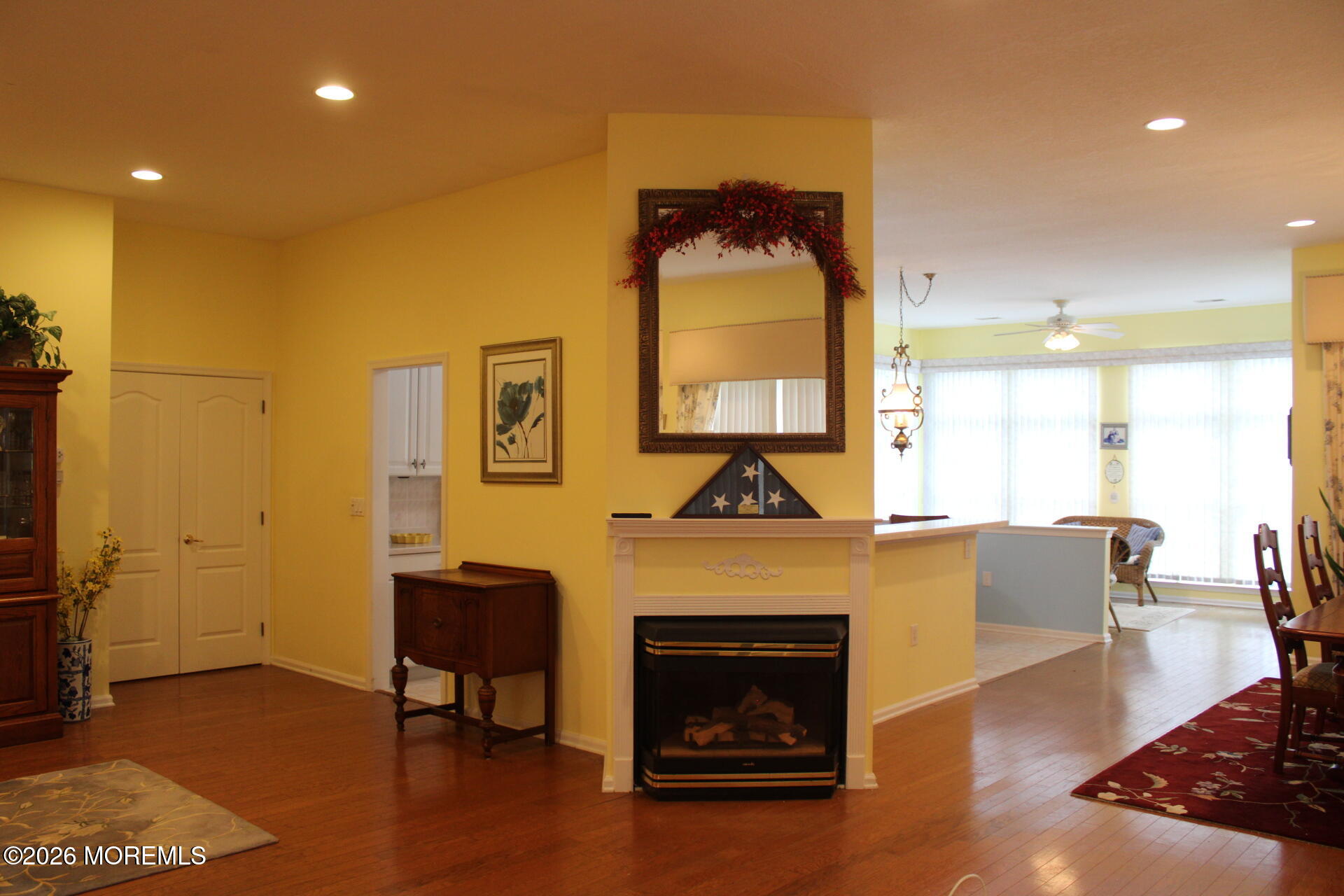 4 Summerlawn Drive Lakewood NJ 08701