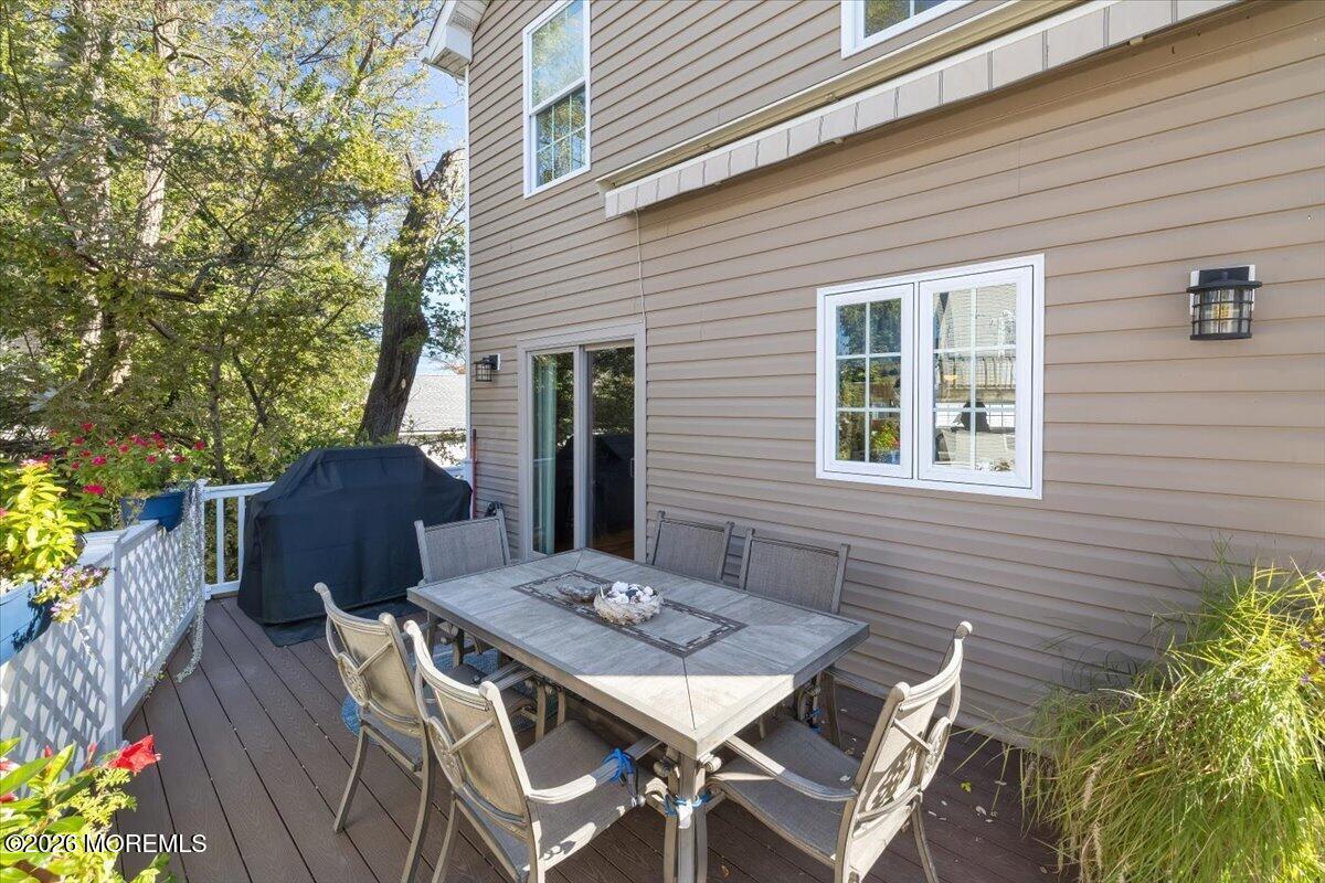 25 Cedar Street Highlands NJ 07732
