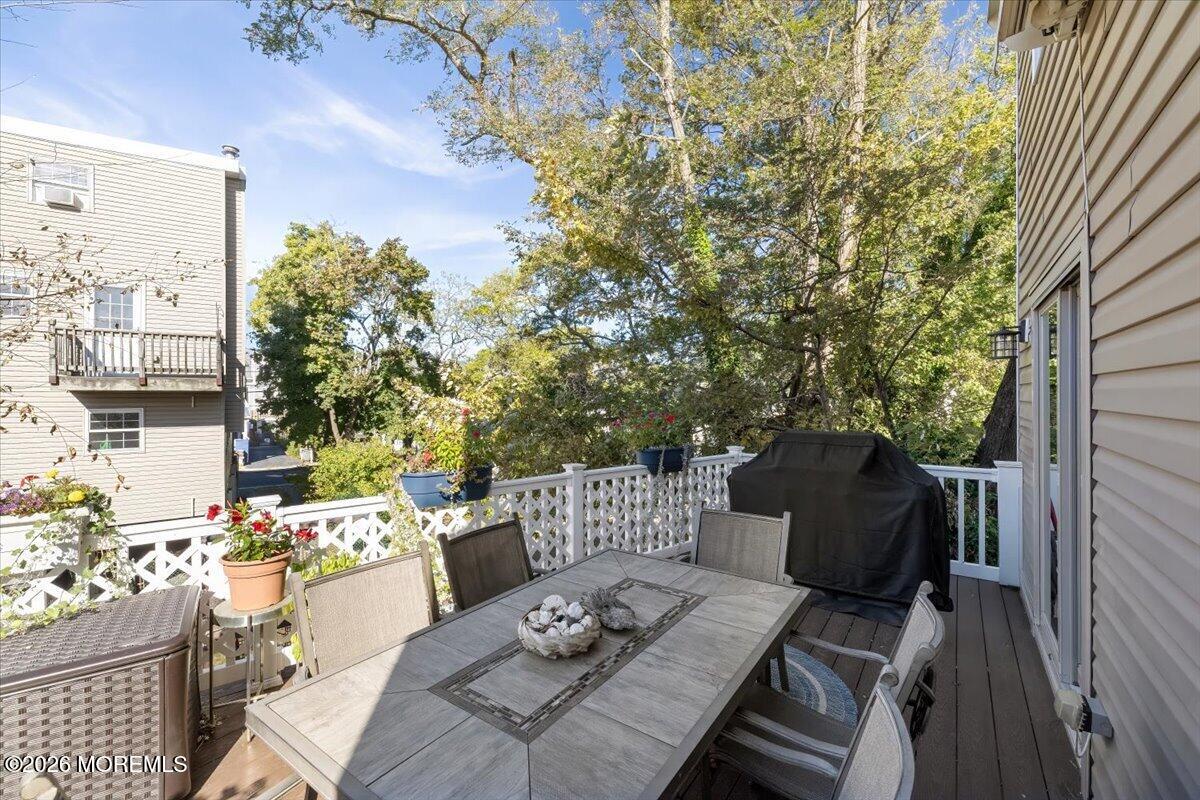 25 Cedar Street Highlands NJ 07732