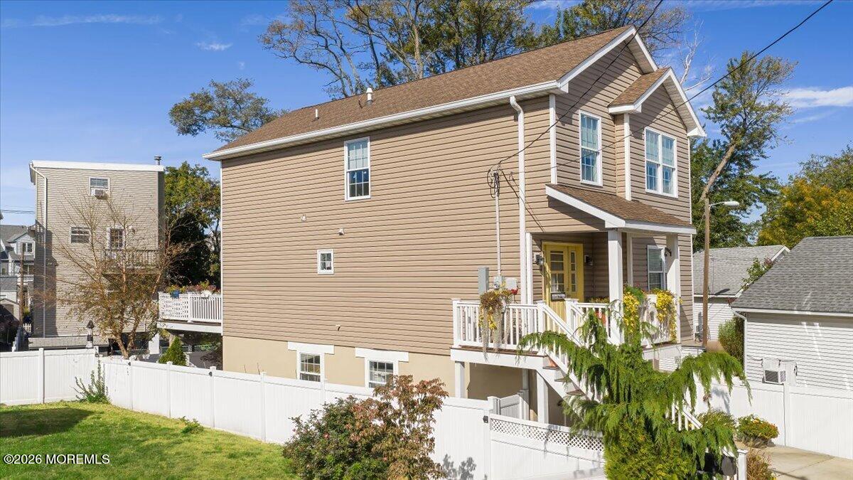 25 Cedar Street Highlands NJ 07732
