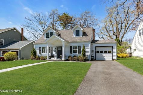 11 Borden Street Shrewsbury Boro NJ 07702